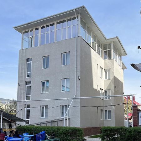 Nomad Inn Bişkek Dış mekan fotoğraf